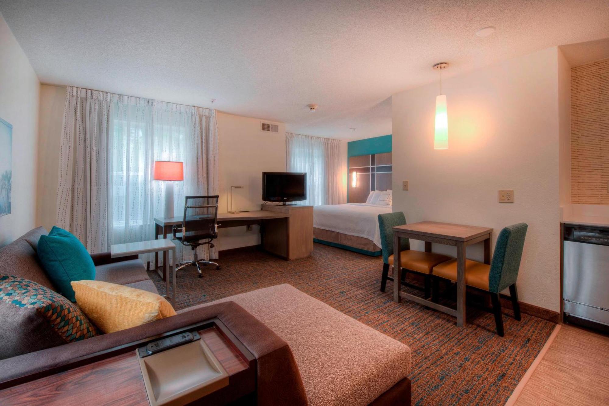 Residence Inn By Marriott Wilmington Landfall Exterior photo