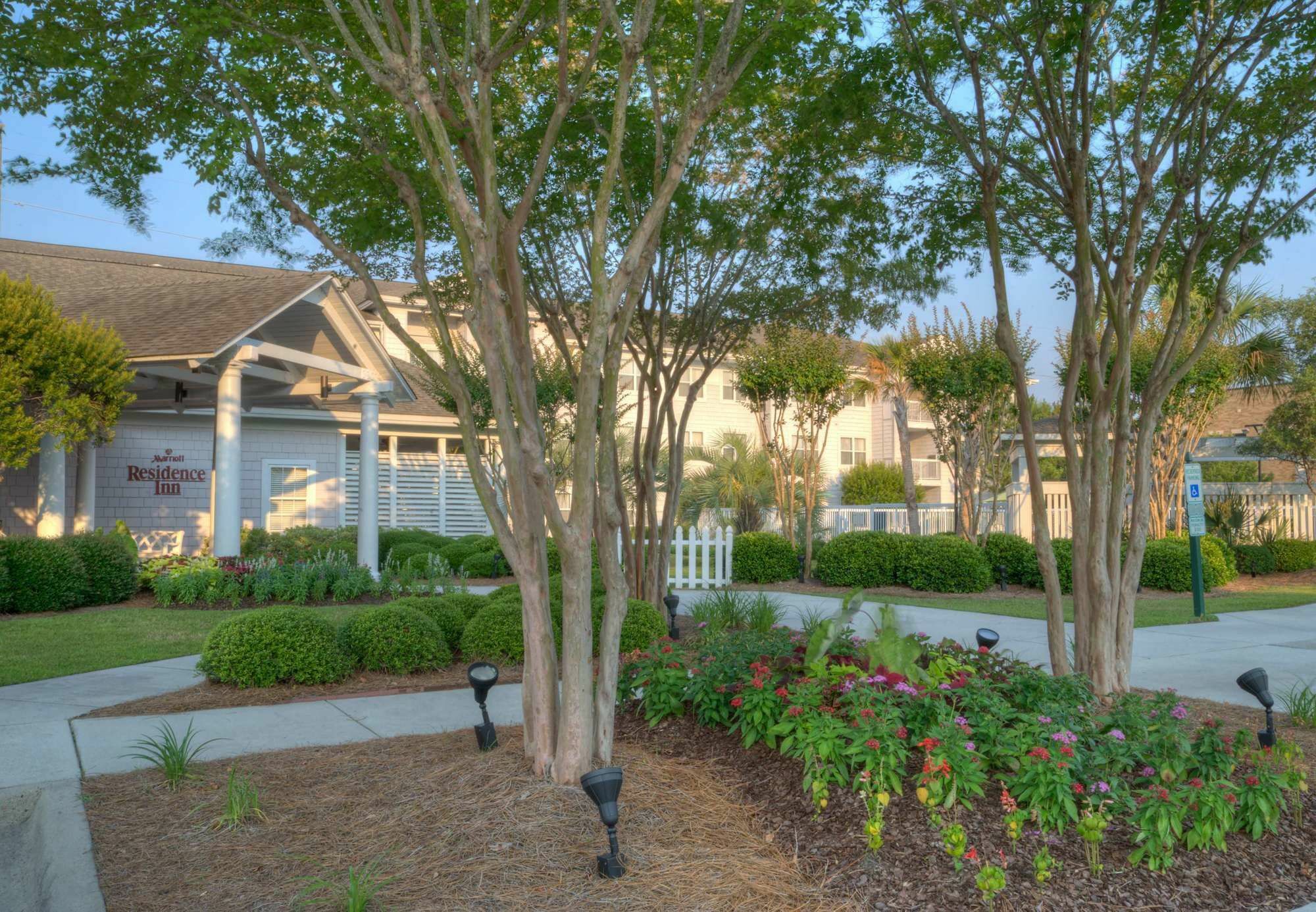 Residence Inn By Marriott Wilmington Landfall Exterior photo