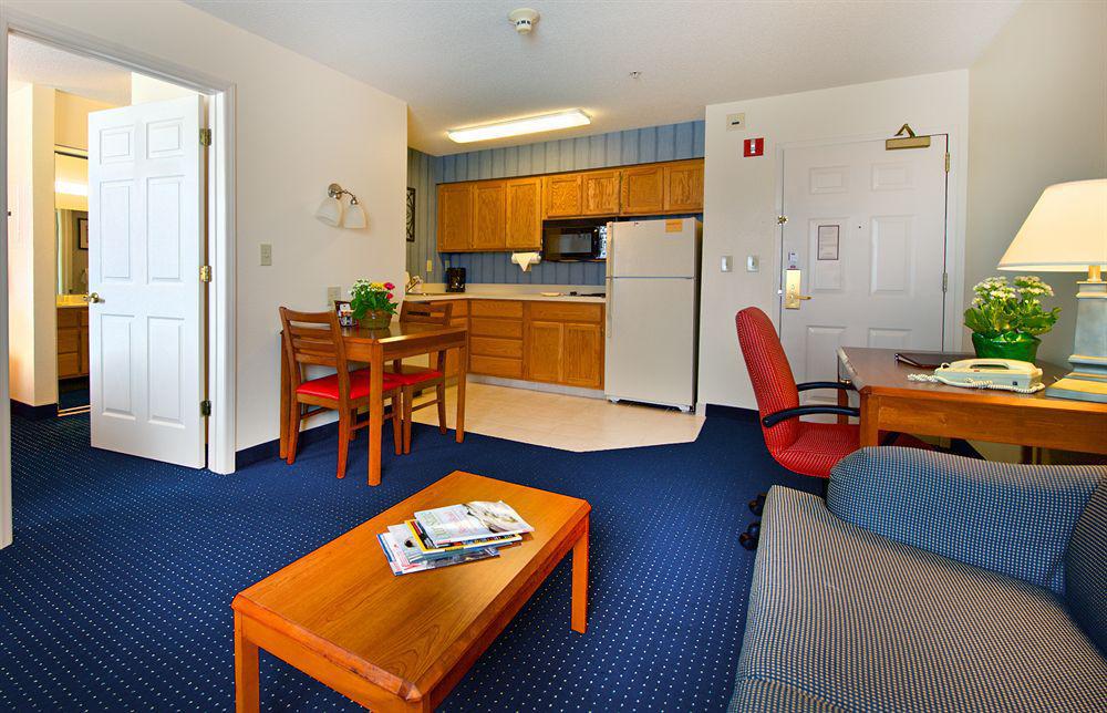Residence Inn By Marriott Wilmington Landfall Room photo